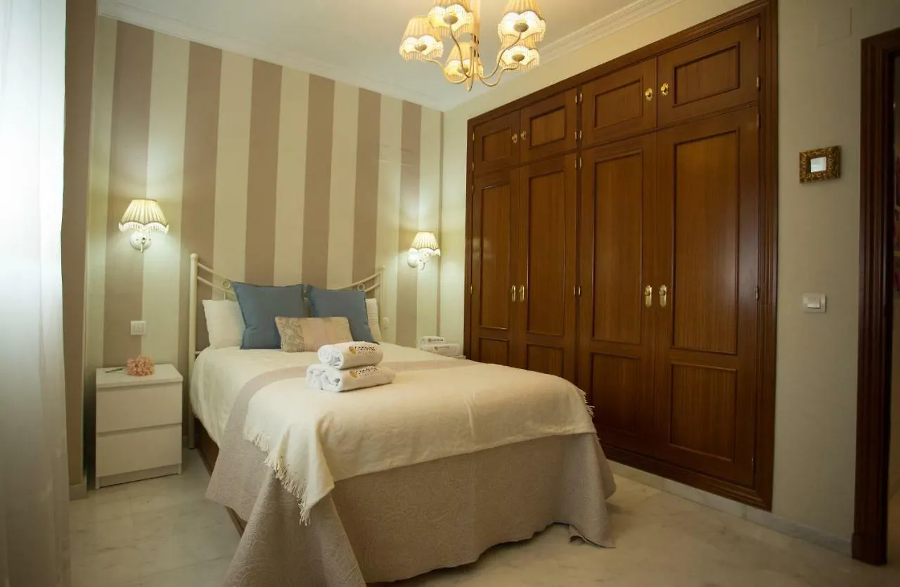 Apartamento Su Eminencia Sevilla Canovas Daire